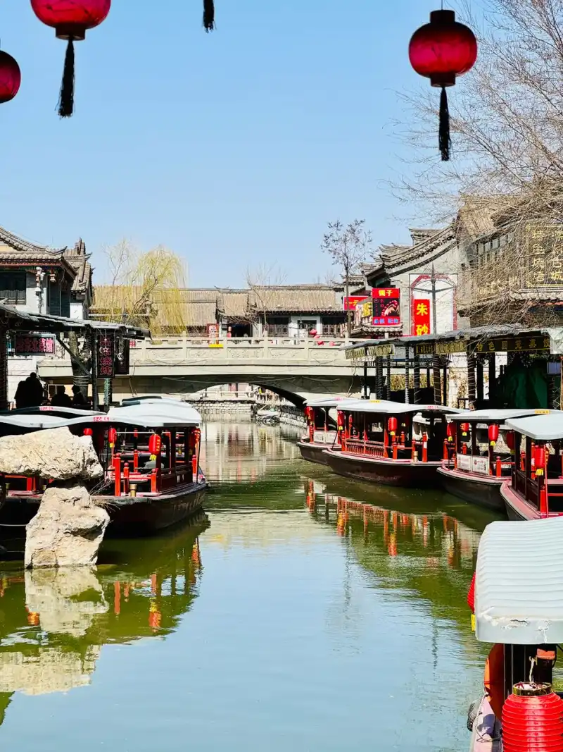2025年综合布线辅材采购指南：面板与理线架的关键参数解读
